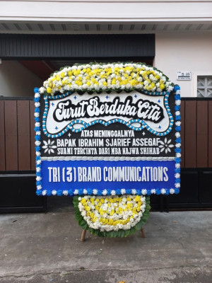Papan Bunga Duka di Siriwo